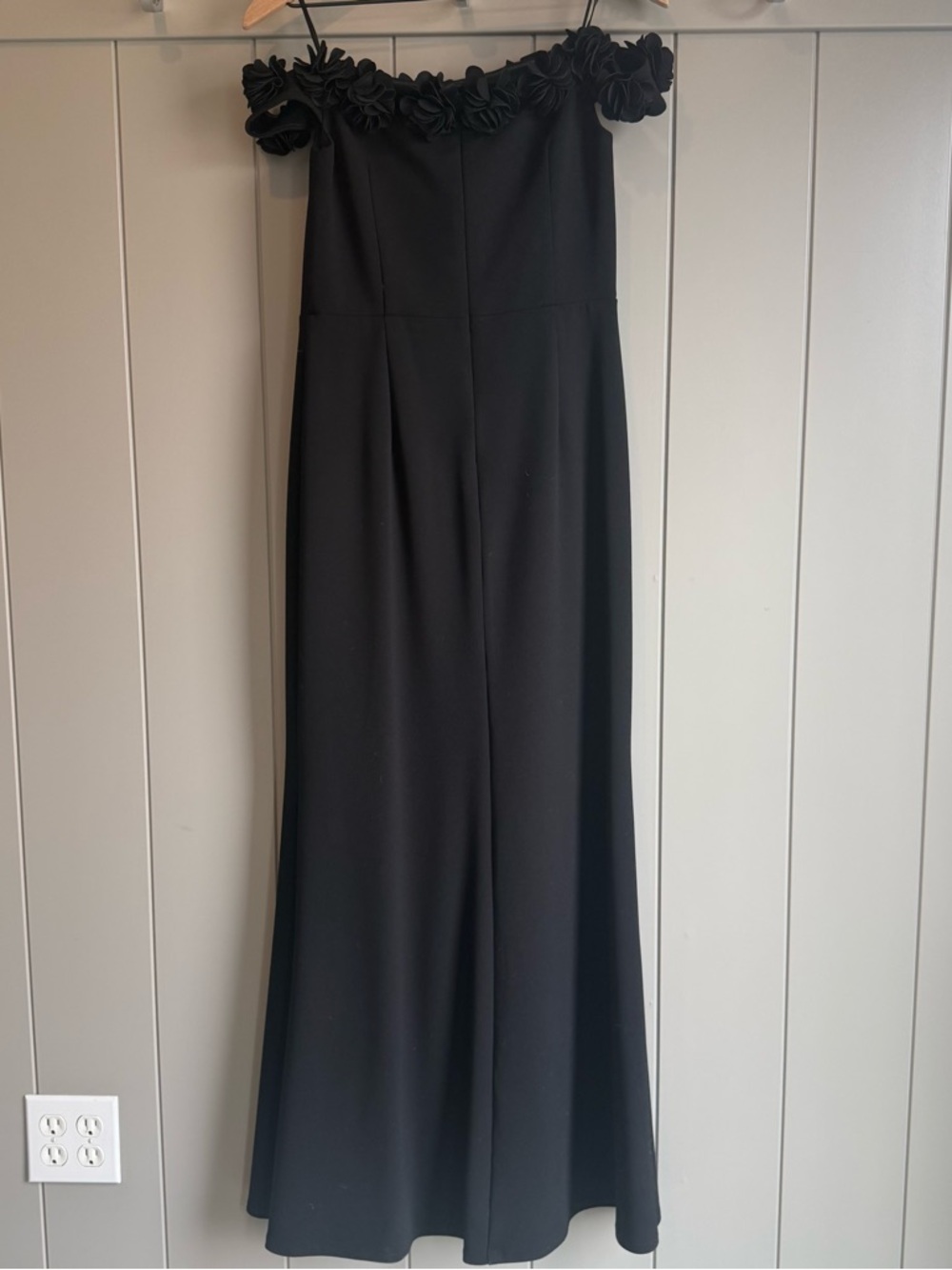 Jeanne Alexander By Alex Evenings  Size 6 Black Off The Shoulder Dress 3D Flower - Picture 6 of 17